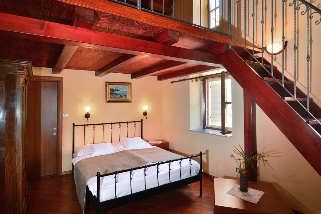 Bed & Breakfast Nora Hvar